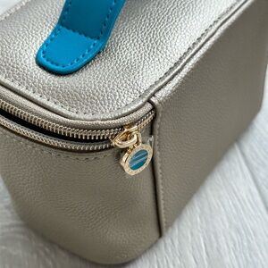 BVLGARI emirates amenity make up bag